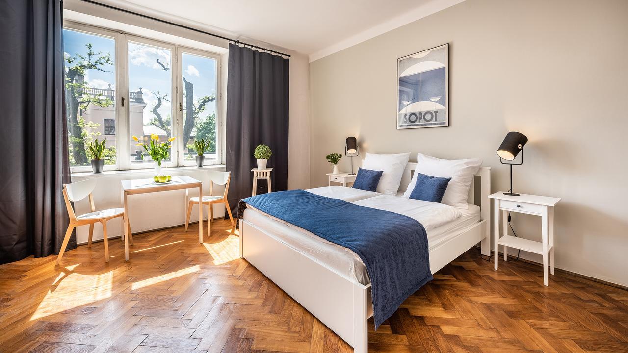 Studio Apartment