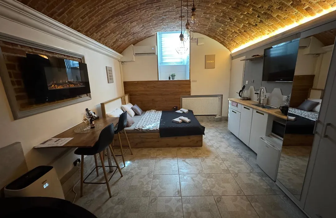 Underground Jacuzzi Rooms-1