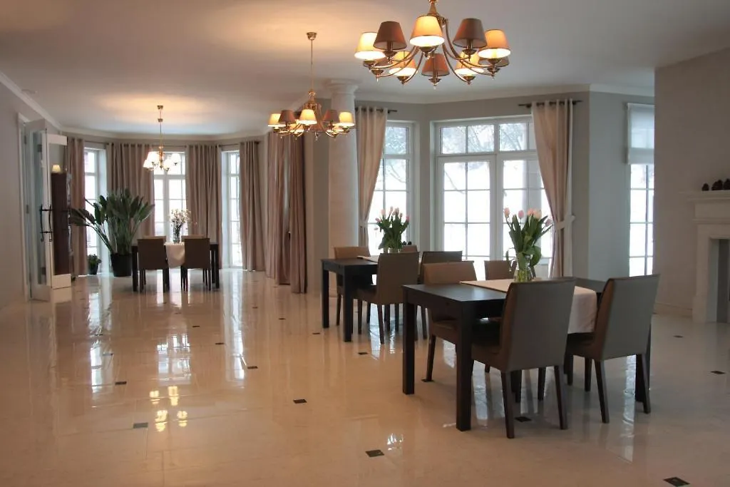 Villa Julia-1